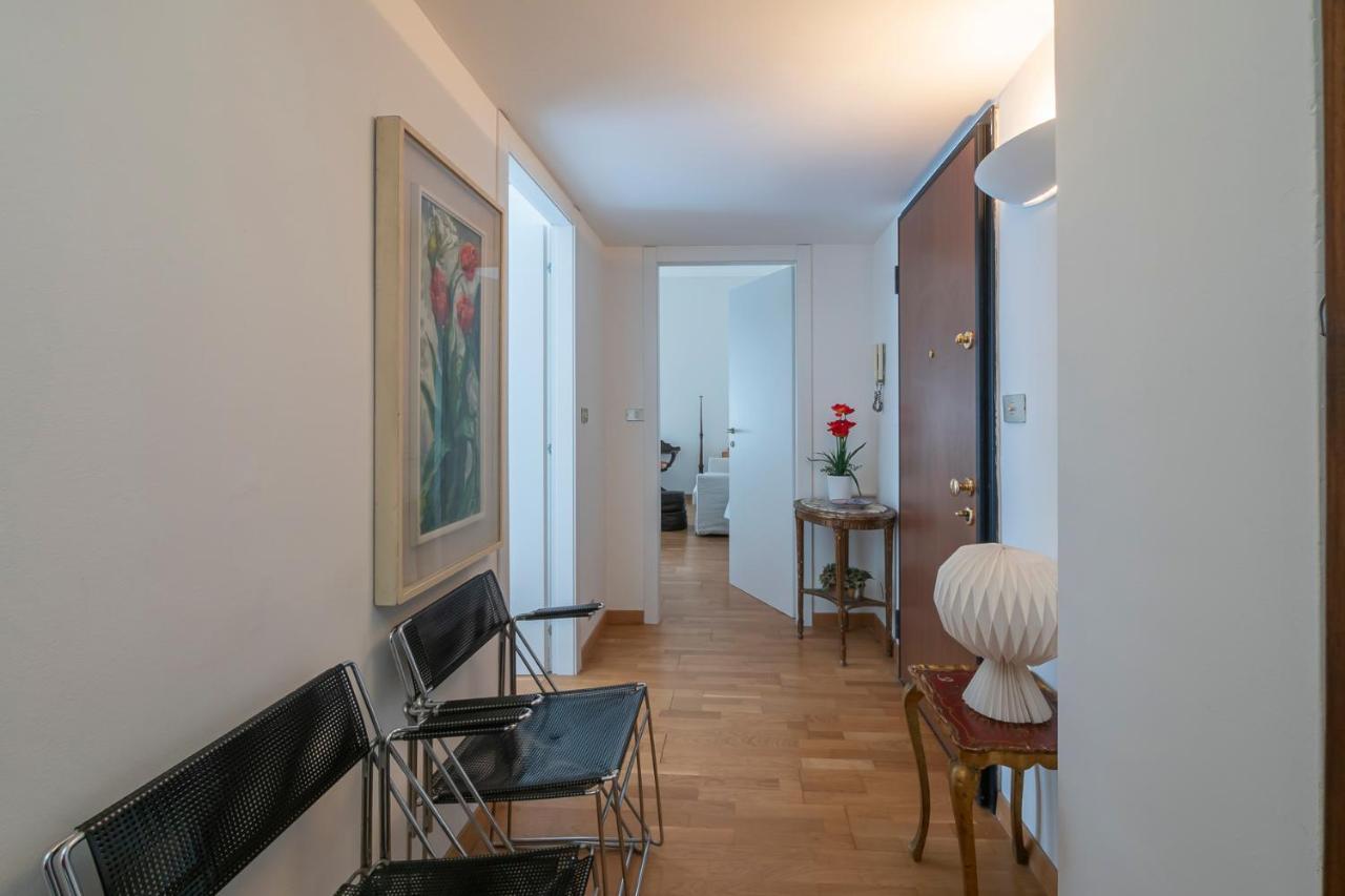 Luxury Flat Between Navigli And Duomo - Sambuco Milan Bagian luar foto