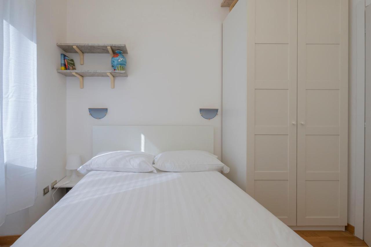 Luxury Flat Between Navigli And Duomo - Sambuco Milan Bagian luar foto